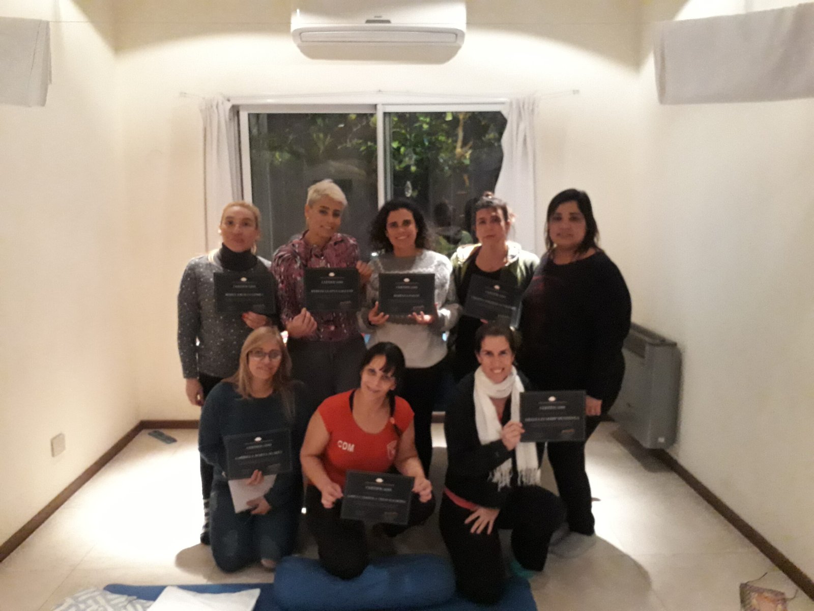 Alumnos en clase de Genki Terapias